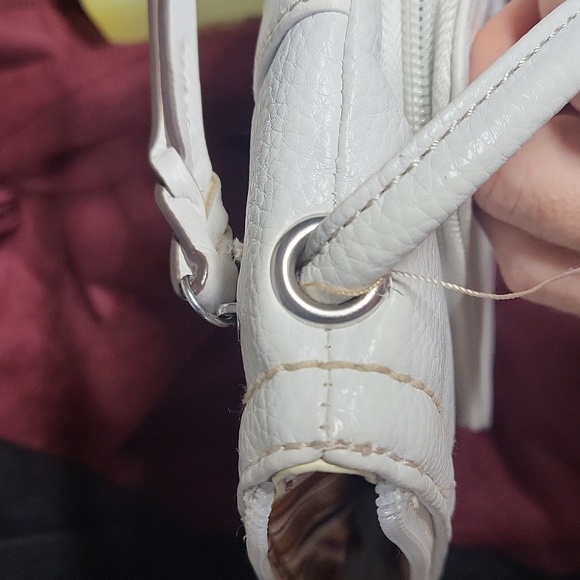 Tignanello white leather purse - Picture 7 of 8